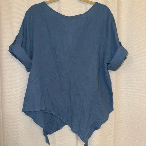 Blue half sleeve or button up sleeve asymmetric hemline top, boho, casual, comfy - Picture 7 of 9